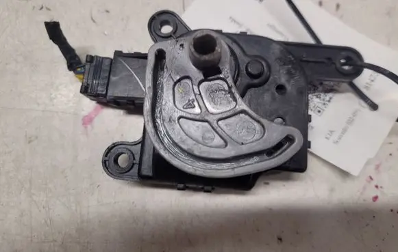 KIA Sorento Air flap motor/actuator D267EA4AA
