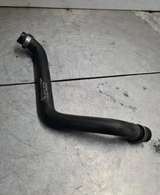 Mercedes-Benz Vito Viano W639 Engine coolant pipe/hose A6398321093 625411VGS003