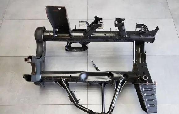 Mercedes-Benz B W246 W242 Engine mount bracket A2423424400