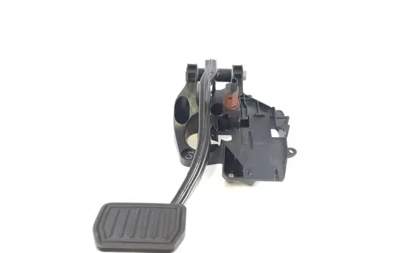 Tesla Model 3 Brake pedal 1044691-00-D