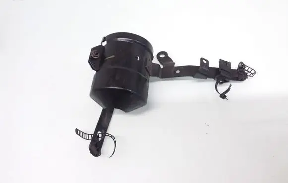 Audi A4 S4 B7 8E 8H Fuel filter bracket/mount holder 8E0201716