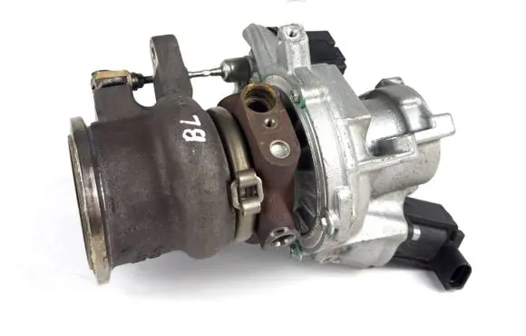 Skoda Octavia Mk3 (5E) Turbo 06k145701n 06k145725r 06h145710c