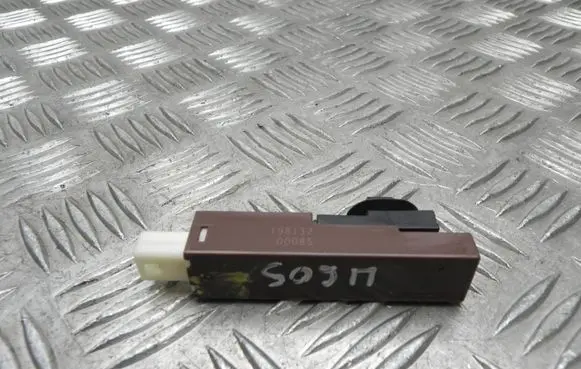 Subaru Outback (BS) Aerial antenna amplifier 9813200085 U605