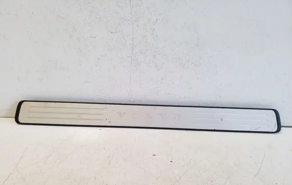 Volvo XC60 Front sill trim cover 33436021