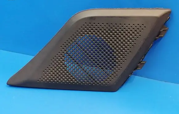 Side speaker trim/cover