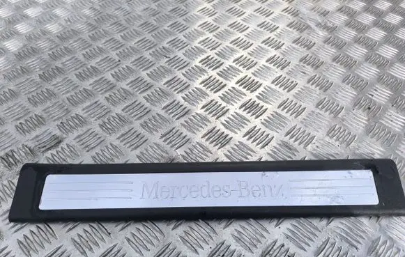 Mercedes-Benz ML W164 Front sill trim cover 1646803435 A1646803435