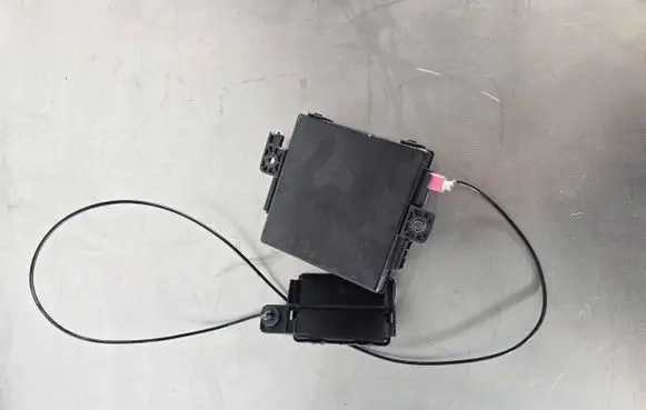 Jeep Grand Cherokee Keyless (KESSY) go control unit/module P68185768AD 16274 5197591627402018