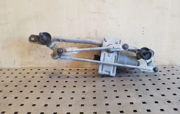 KIA Sportage Front wiper linkage and motor 98100F1900