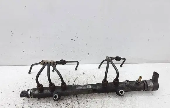 Volvo S60 Fuel main line pipe 0445215023 30757146