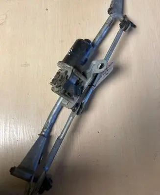 Volvo S80 Front wiper linkage and motor 404775