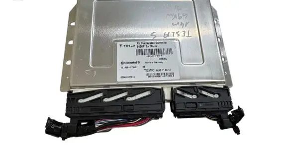 Tesla Model S Suspension control unit/module 600641300A 15152801532