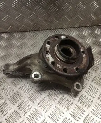 Opel Vectra C Front wheel hub 13136698