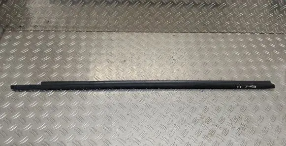 Toyota Aygo AB40 Front door glass trim molding