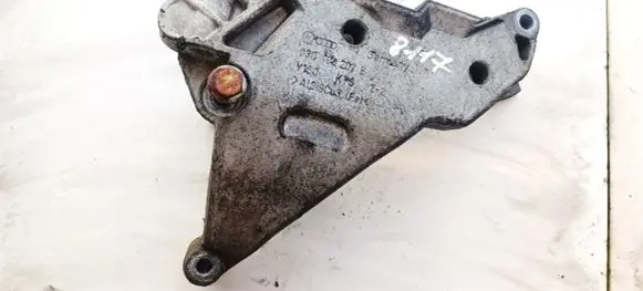 Volkswagen Golf Plus Engine mounting bracket 03G198207E V150KTS2-2