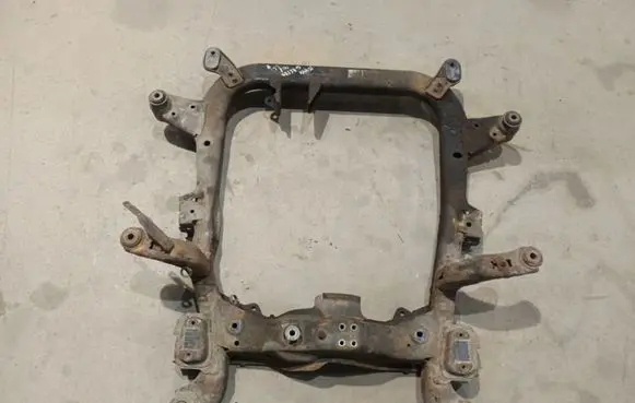 Opel Astra H Front subframe 