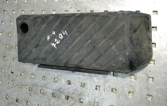 Audi A4 S4 B5 8D Foot rest pad/dead pedal 8D1864777