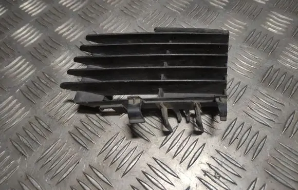 Opel Vectra C Front bumper lower grill 09186127 794000009 0551004542