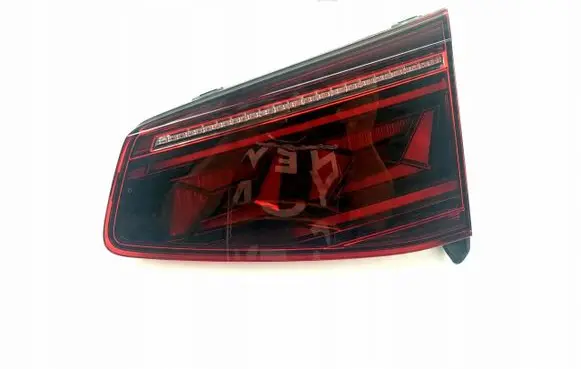 Volkswagen PASSAT B8 Tailgate rear/tail lights 3G9945308L