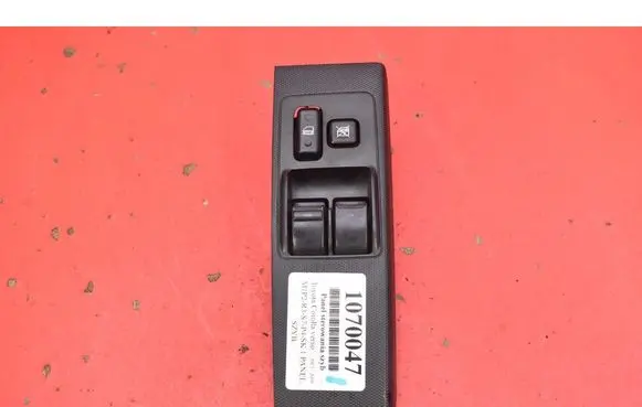 Toyota Corolla Verso E121 Electric window control switch 742320F020