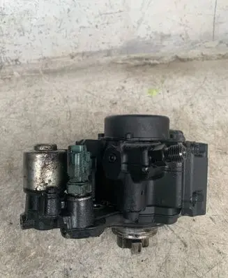 Ford Kuga I Fuel injection high pressure pump