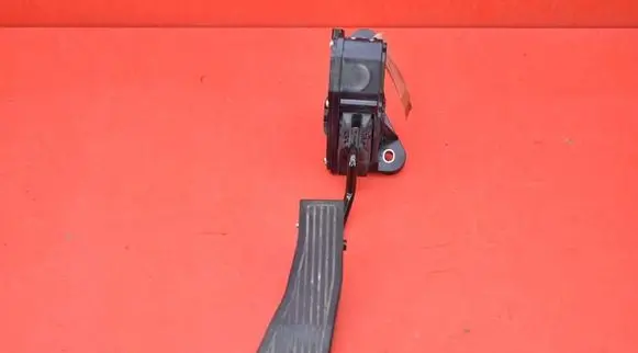 Honda Civic Accelerator throttle pedal JM05C
