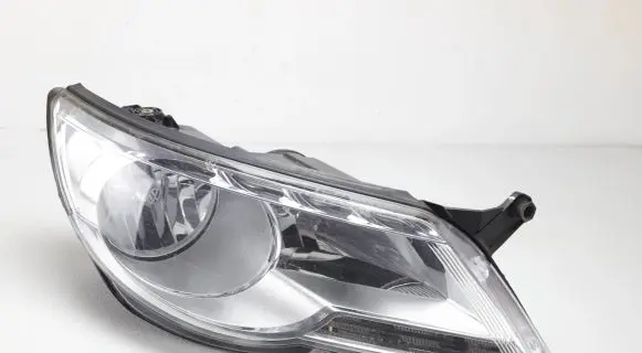 Volkswagen Tiguan Headlight/headlamp 5N2941032H 5N2941032