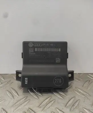 Audi A4 S4 B8 8K Gateway control module 8R0907468L 8R0907468A