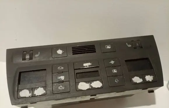 Audi A6 S6 C5 4B Climate control unit 4B0820043AD 5HB00760453 0105H012