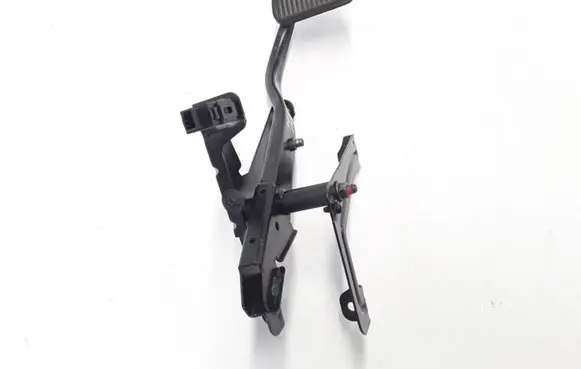 Volvo XC70 Brake pedal 9492780