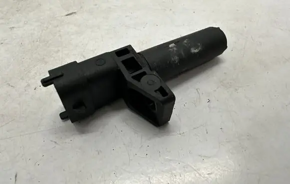 Mercedes-Benz E W212 Crankshaft position sensor A2769050700