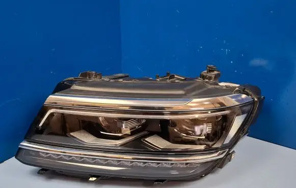 Volkswagen Tiguan Headlight/headlamp 5NB941081A 030110123500