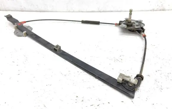 Volkswagen Transporter - Caravelle T4 Front door manual window regulator 701837502