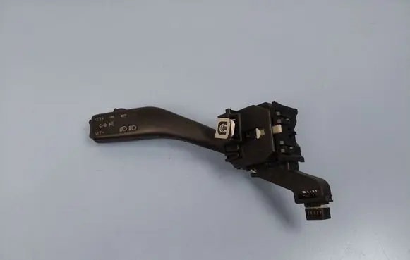 Volkswagen Golf V Indicator stalk 1K09535133A
