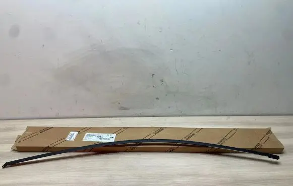 Toyota Corolla E210 E21 Front door glass trim molding 7575402030