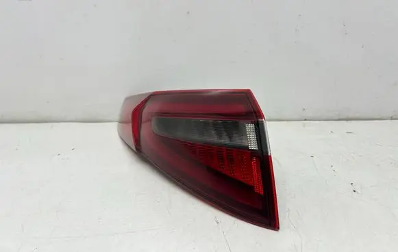 Rear/tail lights