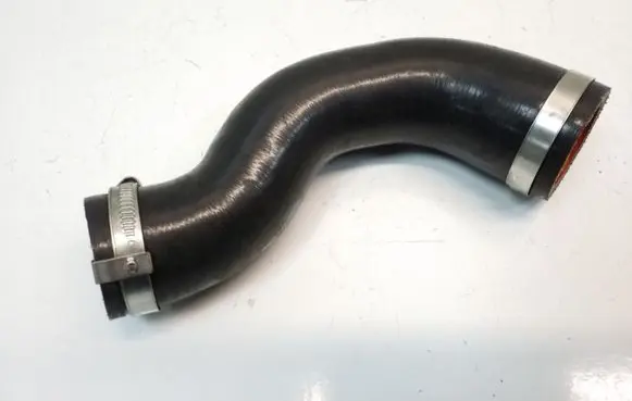 Intercooler hose/pipe
