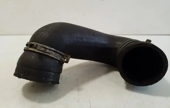 Volkswagen Transporter - Caravelle T4 Intercooler hose/pipe
