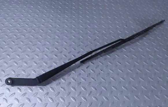 Ford Scorpio Front wiper blade arm 87GG17526B1A