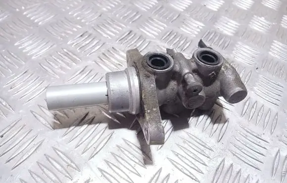 Jeep Patriot Master brake cylinder