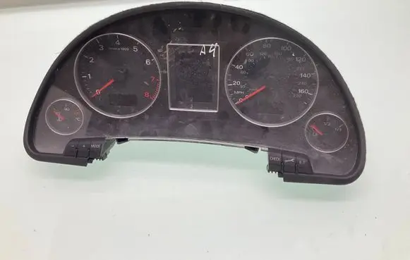 Audi A4 S4 B7 8E 8H Speedometer (instrument cluster) 8E0920951M