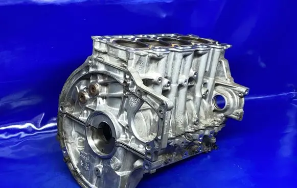 Citroen Berlingo Engine block 9683251610 9685737310 9670461280