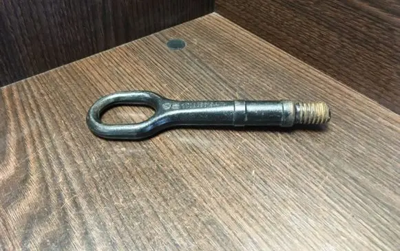 Towing hook eye