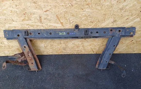 Renault Clio II Front bumper support beam 