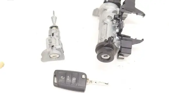 Volkswagen Tiguan Ignition lock 1K09088515784575