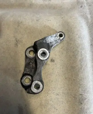 Jeep Grand Cherokee EGR valve cooler bracket VMMT023309F VMMT023309