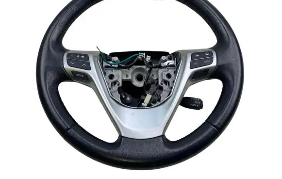 Toyota Avensis T270 Steering wheel 4510005750A