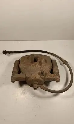 Nissan X-Trail T32 Front brake caliper 6077R