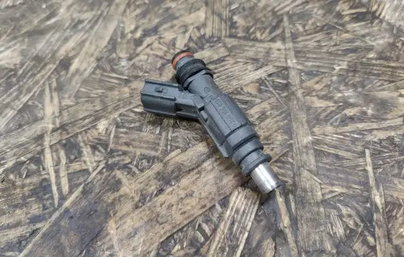 Toyota Auris 150 Fuel injector 0280156019