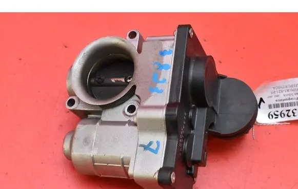 Nissan Micra Throttle body valve SERA576-02