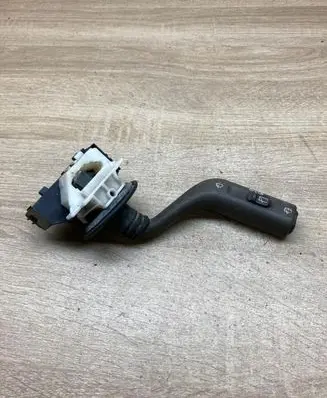 Volvo S40, V40 Wiper control stalk